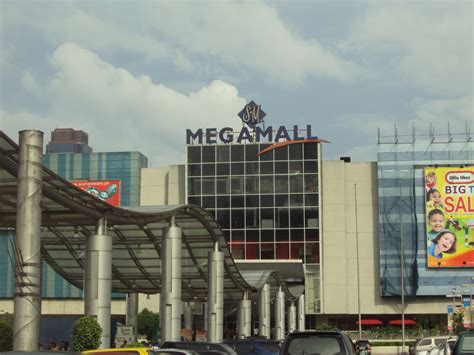 Sm Megamall stop .